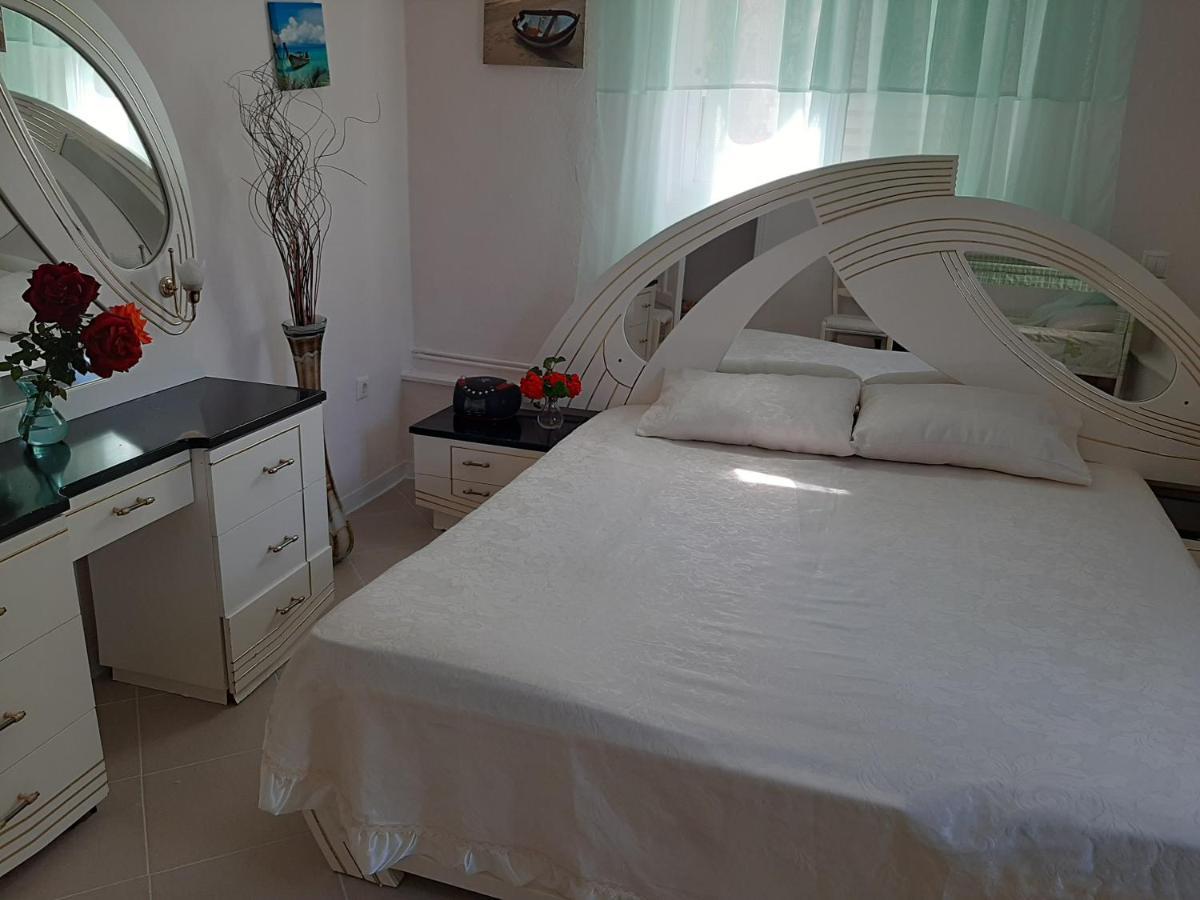 Cozy Flat In Nea Makri Apartment Ngoại thất bức ảnh