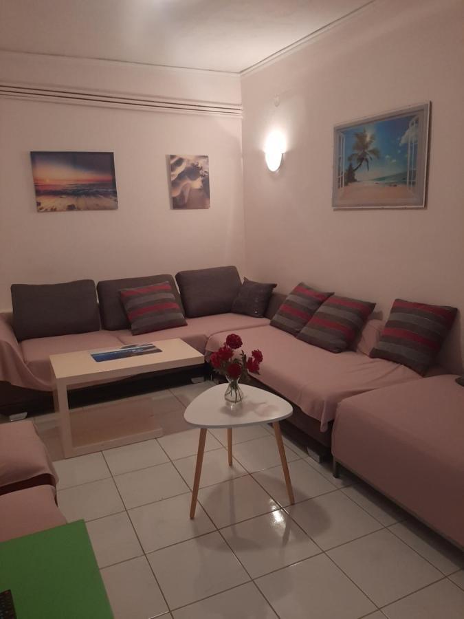 Cozy Flat In Nea Makri Apartment Ngoại thất bức ảnh